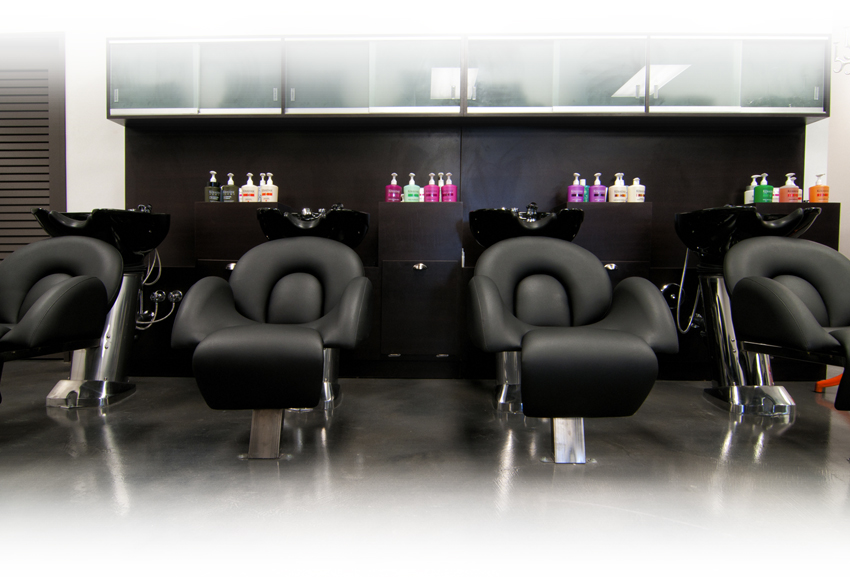 Luxurious adjustable shampoo basins support your neck, back and legs to give you incredible comfort and relaxation from the moment you begin your salon experience